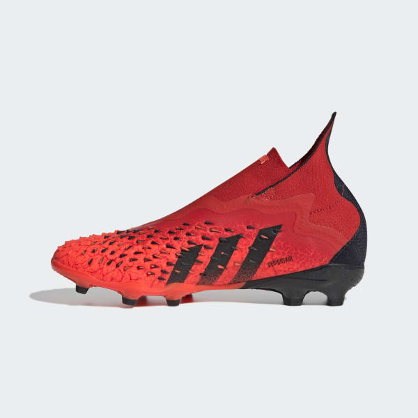 Predator boots black and top red